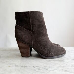 Arturo Chiang Hadley brown suede leather high heel ankle boots size 8.5